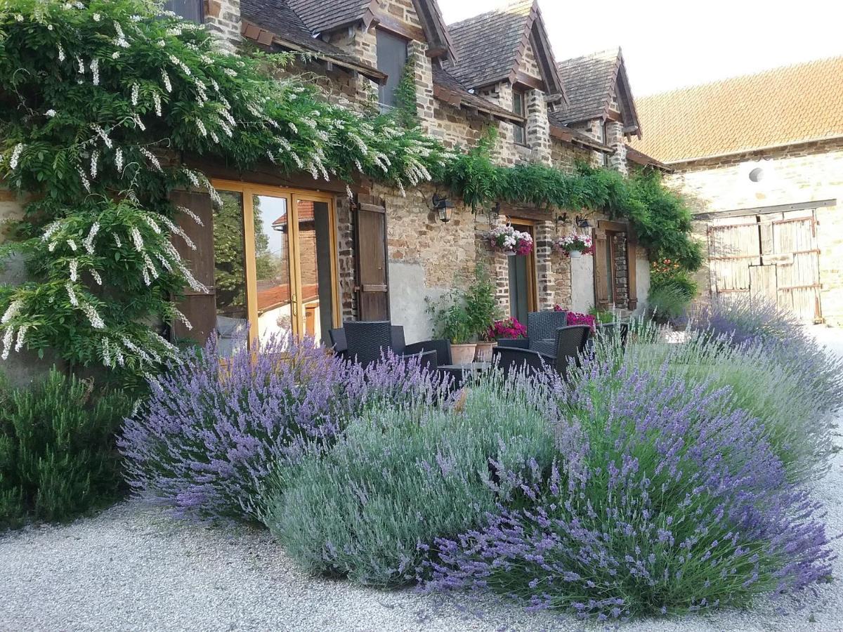 La Petite Ecurie Villa Saint-Yrieix-la-Perche Exteriör bild