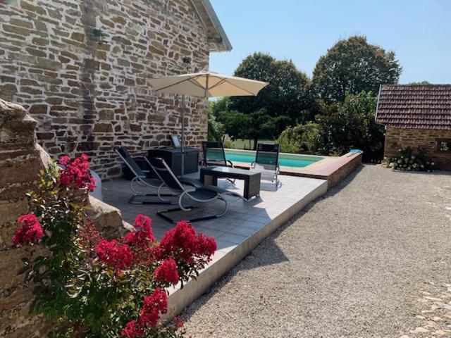 La Petite Ecurie Villa Saint-Yrieix-la-Perche Exteriör bild