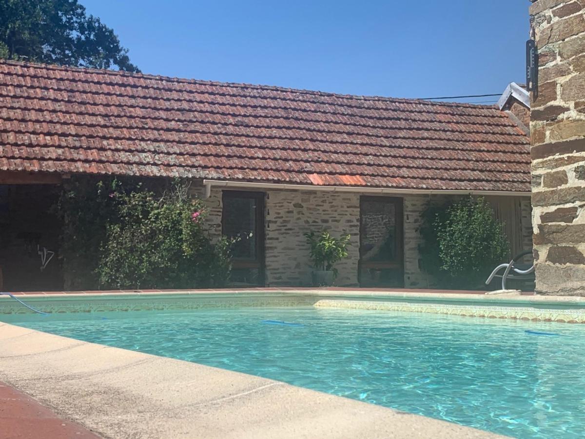 La Petite Ecurie Villa Saint-Yrieix-la-Perche Exteriör bild